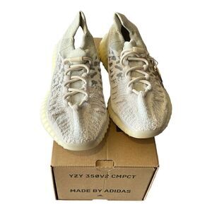 NIB Yeezy 350V2 Knit CMPCT in Slate Bone
